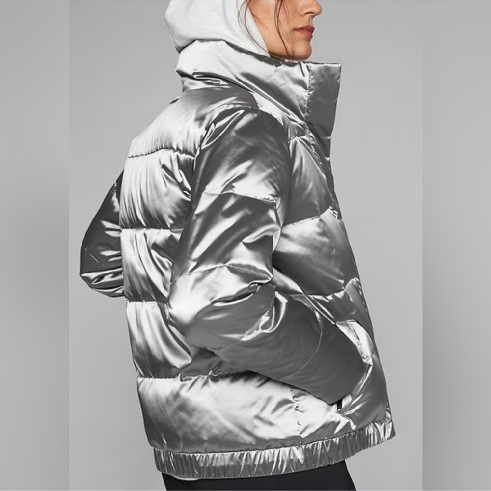 Athleta Goose Down Flash Bomber Puffer Jacket. Size XXS